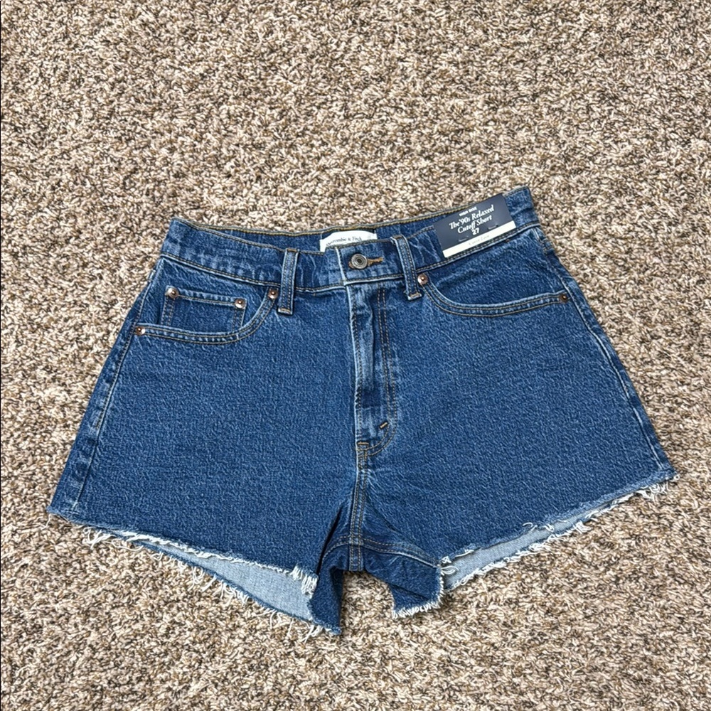 Abercrombie & Fitch Curve Love High Rise 90s Cutoff Short
